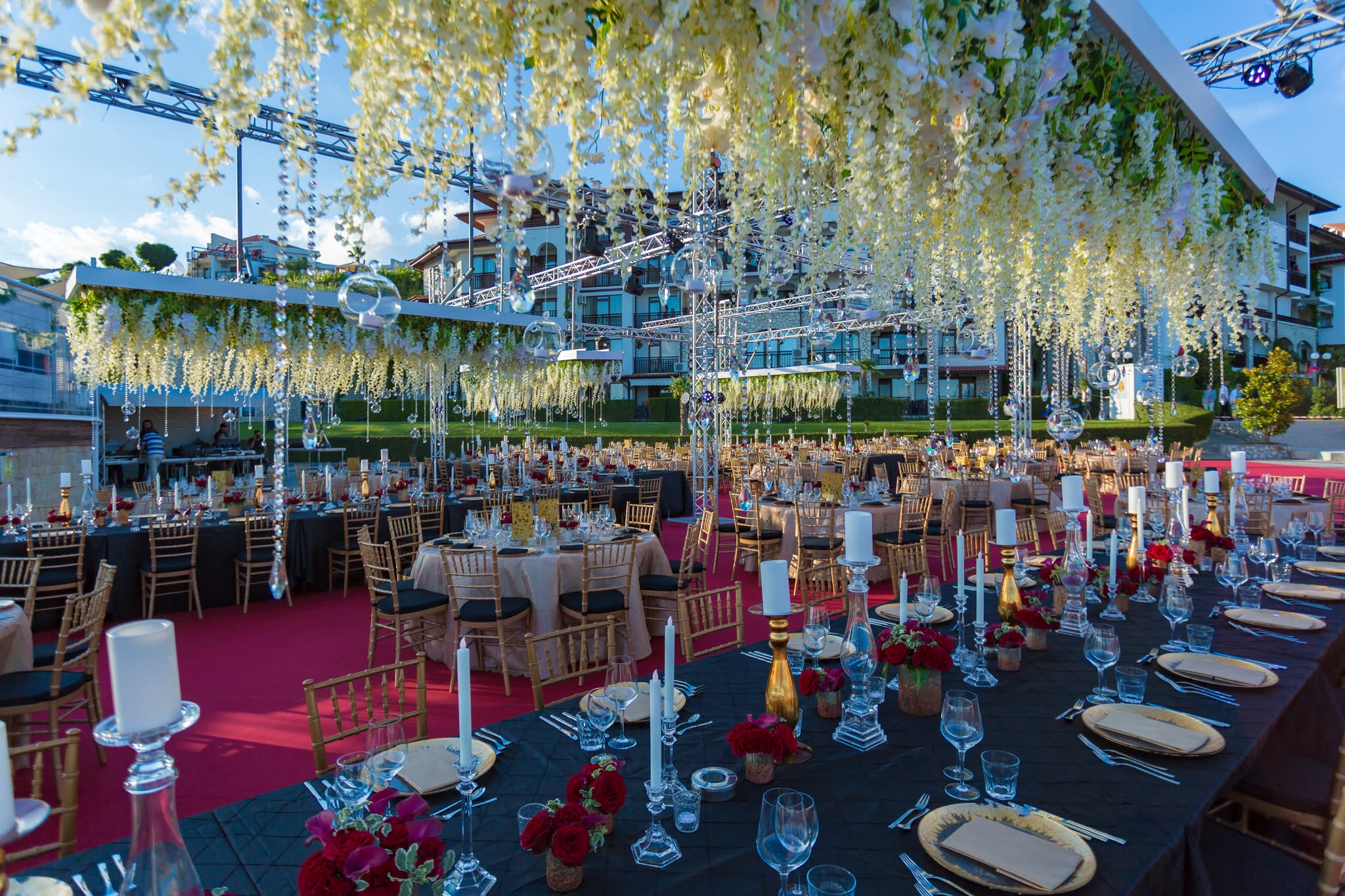 610152885_1588698455468238_1928078313779418831_n